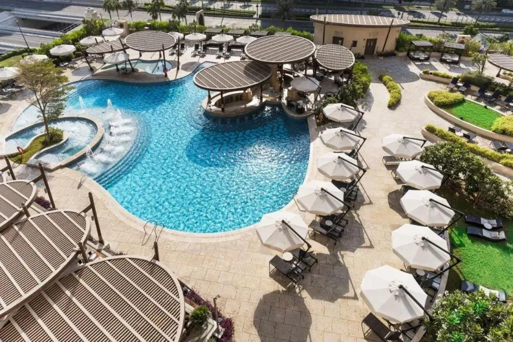 Hilton Doha the Pearl Hotel 3